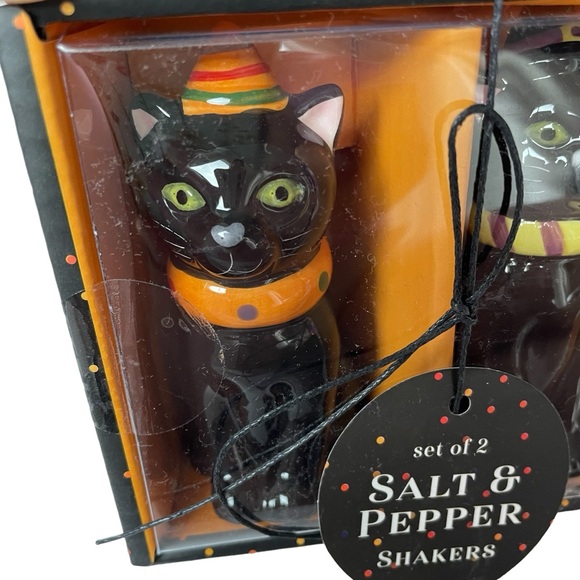 Halloween Black Cat Salt & Pepper Shakers NWT - Picture 2 of 5